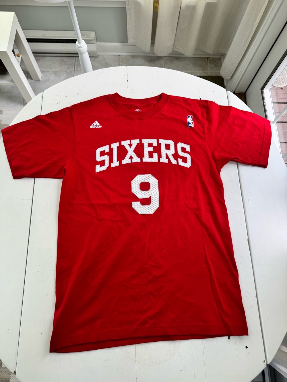 adidas Red Crewneck Sixers basketball T‑Shirt with White Logo Print